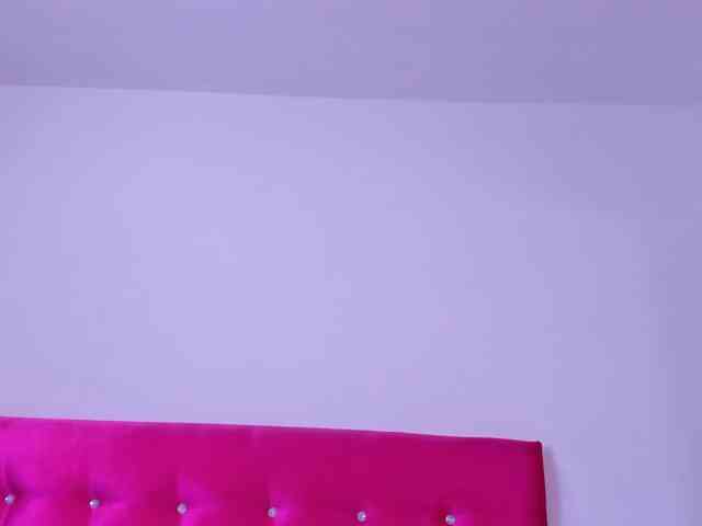 celena-squirt