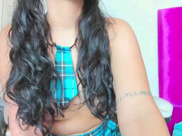 celena-squirt