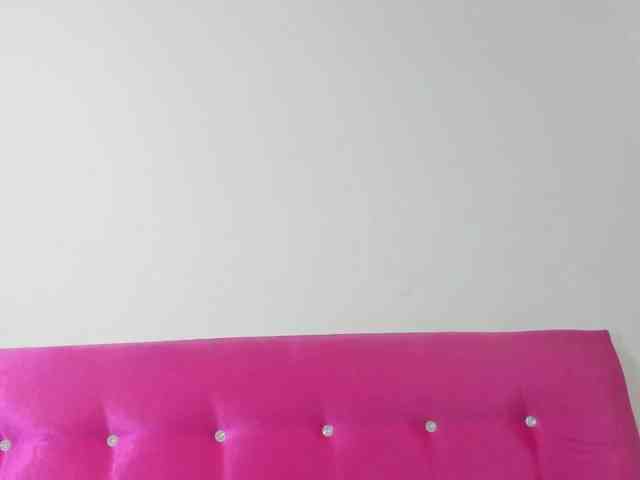 celena-squirt
