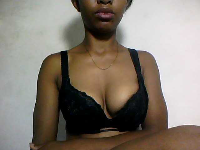Nathiii live cam on BongaCams