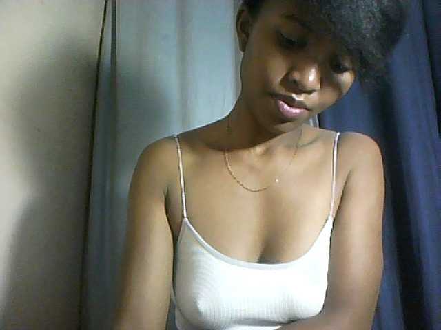 Nathiii live cam on BongaCams