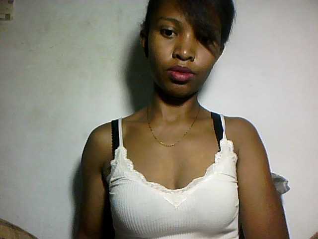 Nathiii live cam on BongaCams
