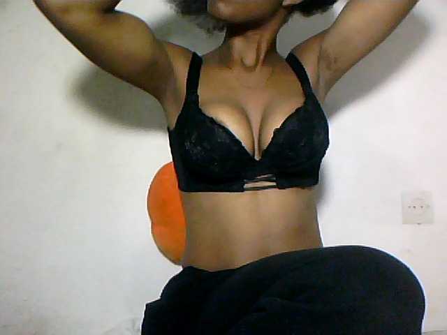 Nathiii live cam on BongaCams