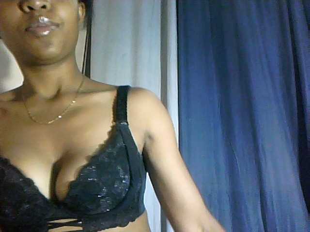 Nathiii live cam on BongaCams