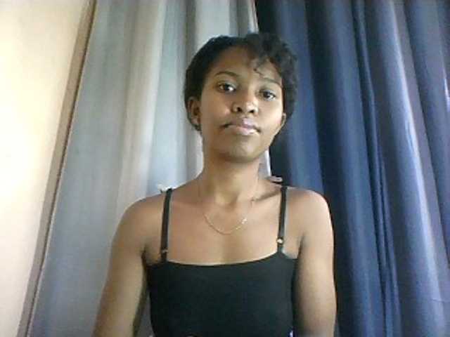Nathiii live cam on BongaCams
