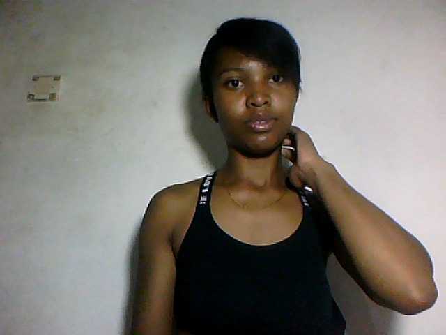 Nathiii live cam on BongaCams