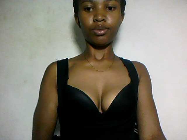 Nathiii live cam on BongaCams