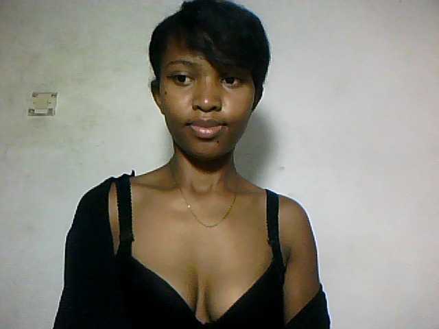 Nathiii live cam on BongaCams