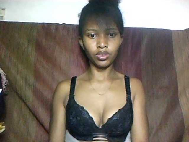 Nathiii live cam on BongaCams
