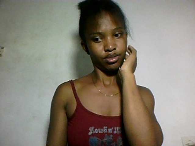 Nathiii live cam on BongaCams