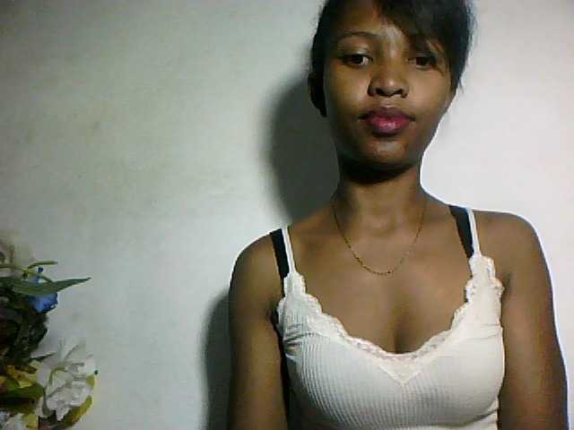 Nathiii live cam on BongaCams