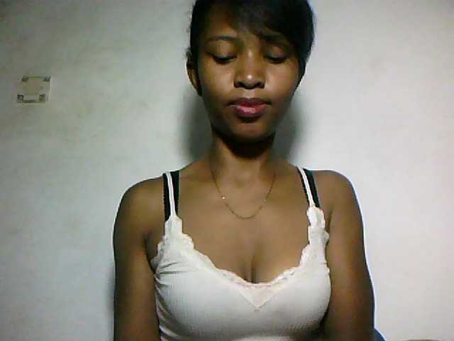 Nathiii live cam on BongaCams