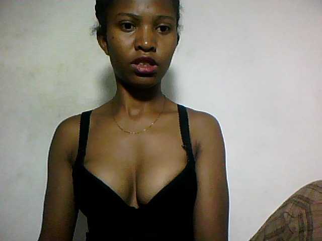 Nathiii live cam