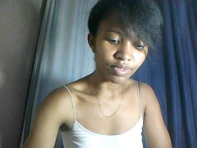Nathiii live webcam show