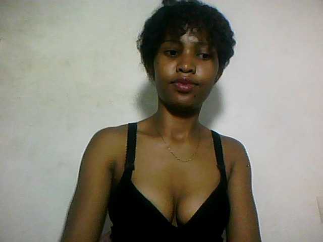Nathiii live cam on BongaCams