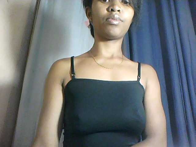 Nathiii live webcam show