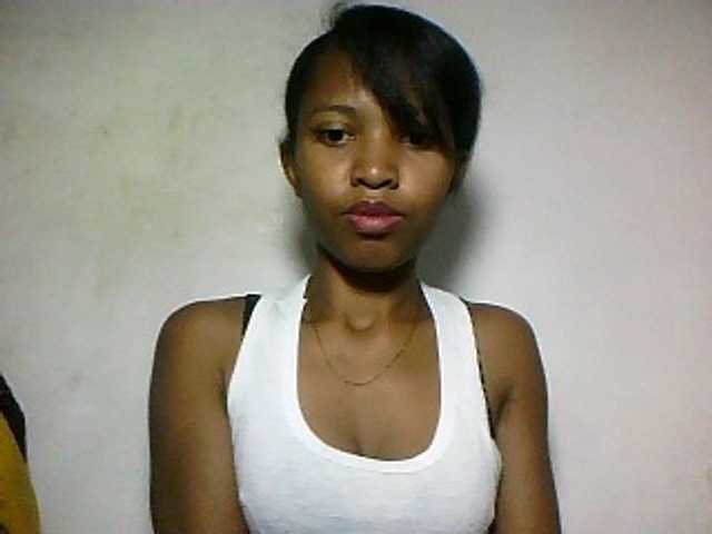 Nathiii live cam on BongaCams