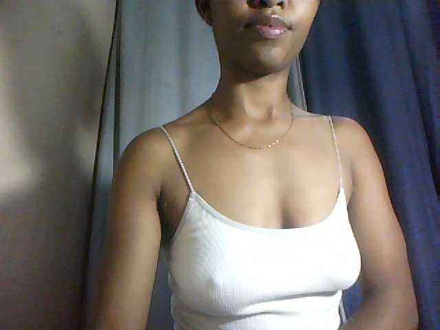 Nathiii live cam on BongaCams