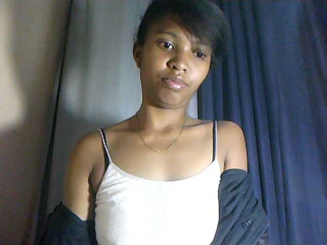 Nathiii live cam on BongaCams