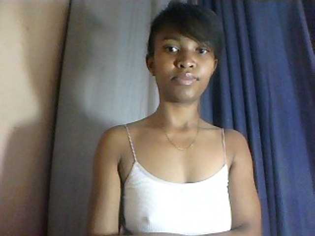 Nathiii live cam on BongaCams