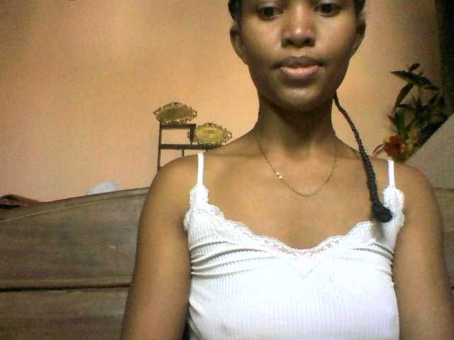 Nathiii live cam on BongaCams