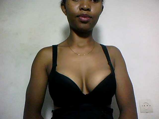 Nathiii live cam on BongaCams
