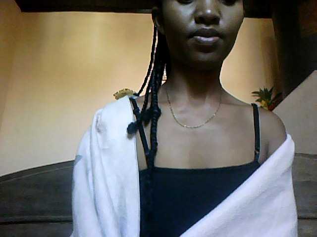 Nathiii live cam on BongaCams