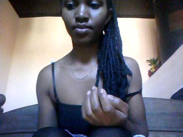 Nathiii live cam on BongaCams