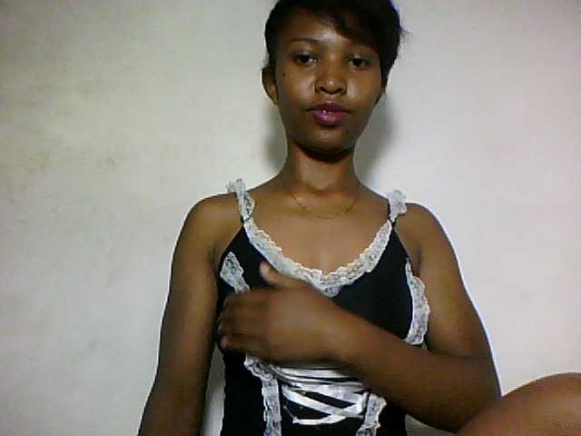Nathiii live cam on BongaCams