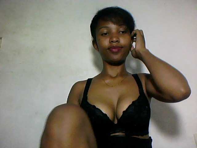 Nathiii live cam on BongaCams