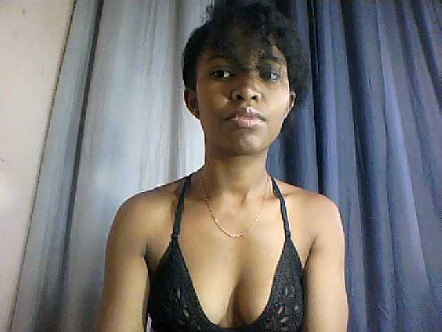 Nathiii live cam on BongaCams