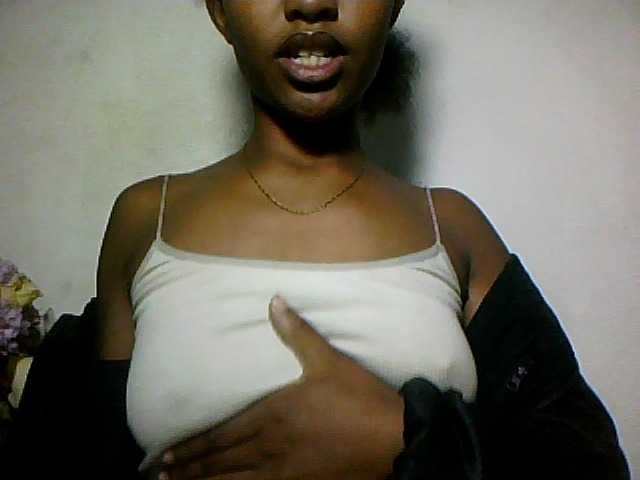Nathiii live cam on BongaCams