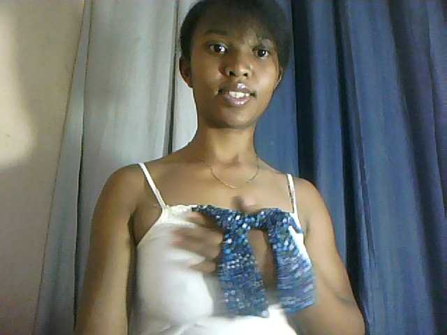 Nathiii live cam on BongaCams