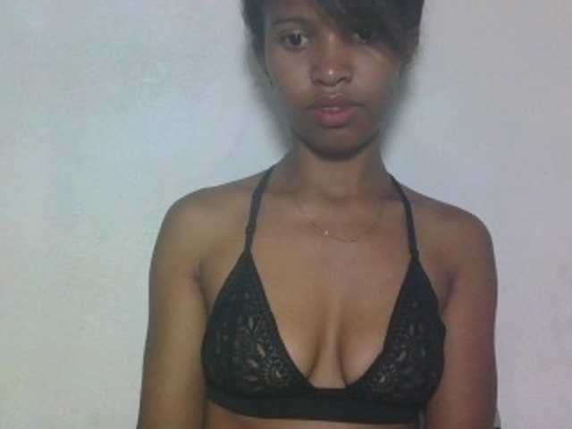 Nathiii live cam on BongaCams