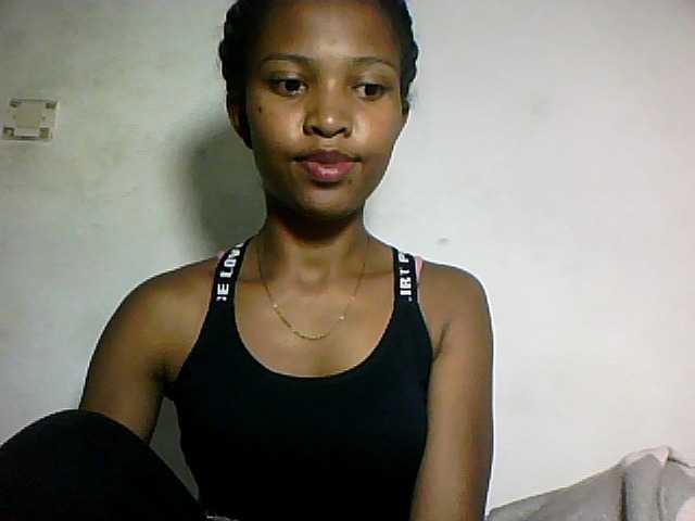 Nathiii live cam on BongaCams