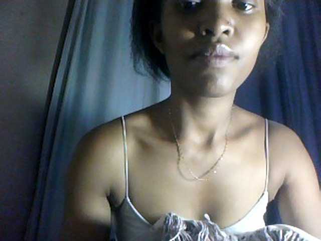 Nathiii live cam on BongaCams