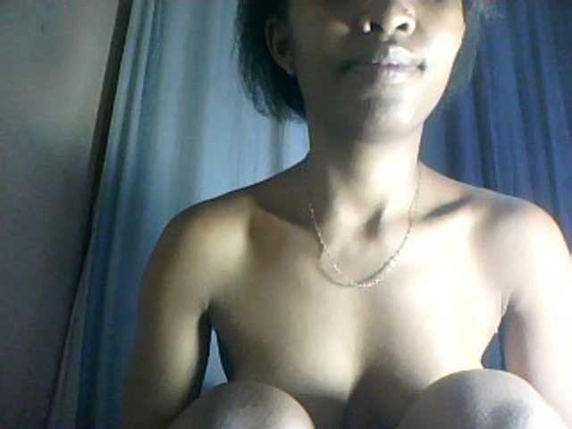 Nathiii live cam on BongaCams