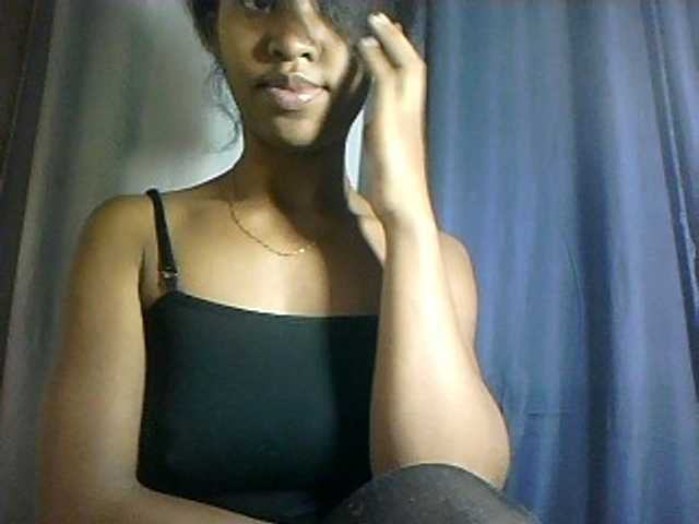Nathiii live webcam show