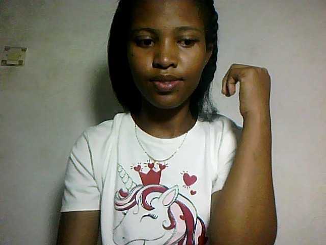 Nathiii live cam on BongaCams
