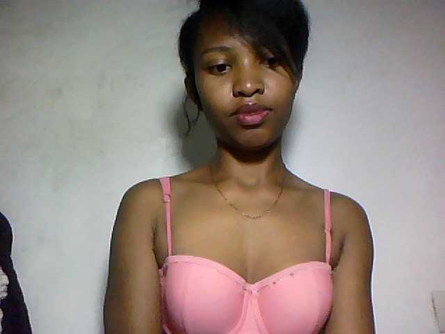Nathiii live cam on BongaCams