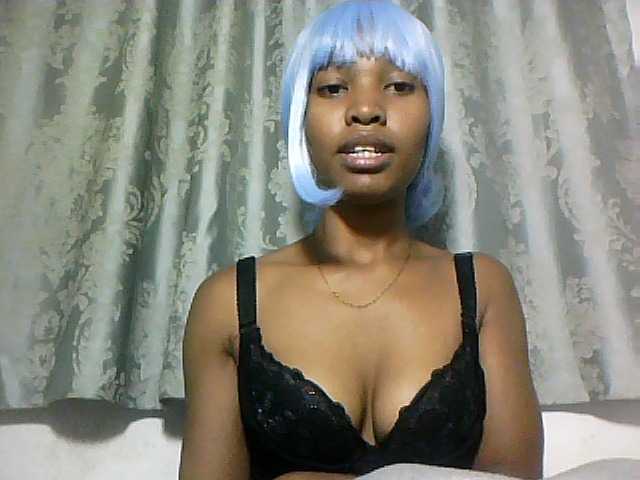 Nathiii live cam on BongaCams