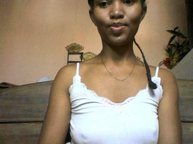 Nathiii live cam on BongaCams
