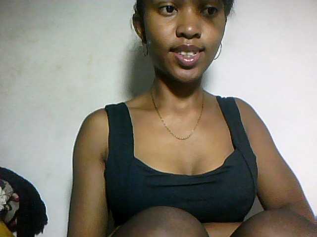 Nathiii live cam on BongaCams