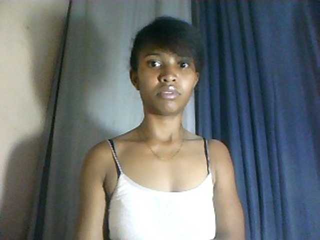 Nathiii live cam on BongaCams