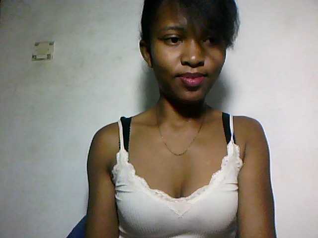 Nathiii live cam on BongaCams