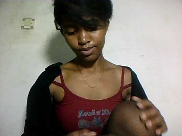 Nathiii live cam on BongaCams