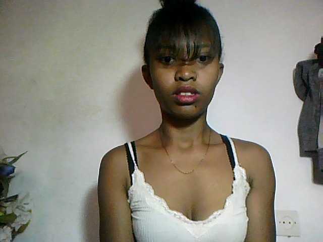Nathiii live cam on BongaCams