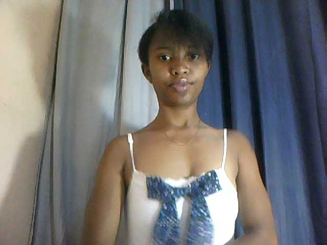 Nathiii live cam on BongaCams