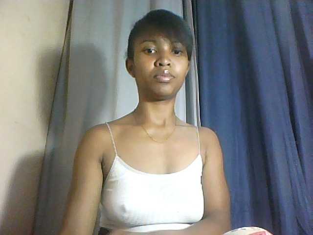 Nathiii live cam on BongaCams