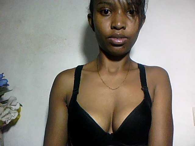 Nathiii live cam on BongaCams
